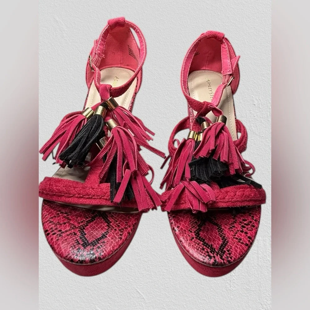 Ashley Stewart‎ fuchsia suede wedge sandals tassels snakeskin print